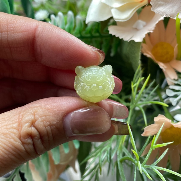 天然和田玉青海料冰底黄口柠檬黄老虎头挂坠颈饰可爱百搭款配饰