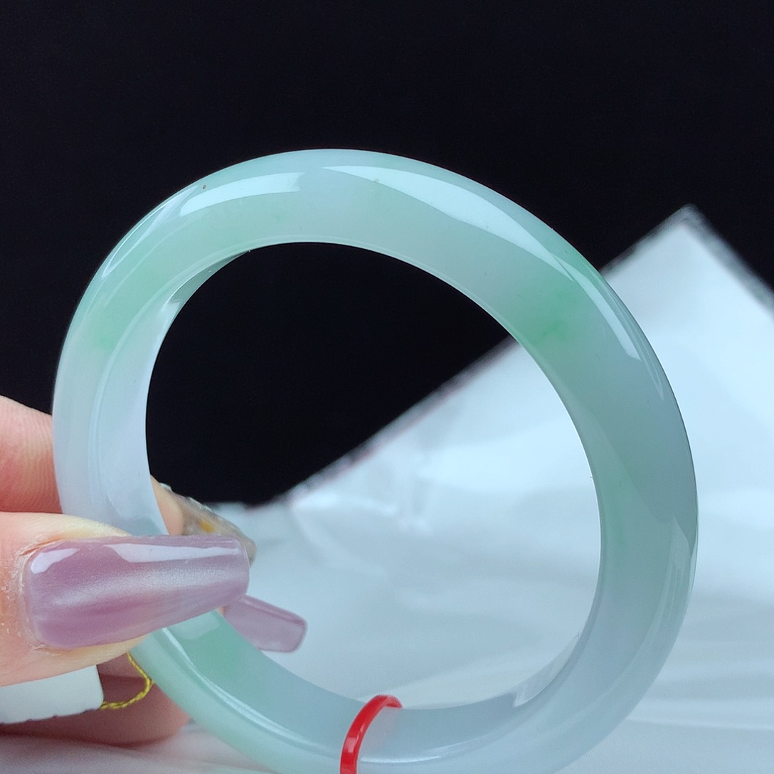 翡翠手镯未镶嵌57圈3651