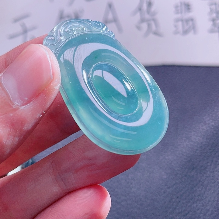 翡翠颈饰未镶嵌999999999