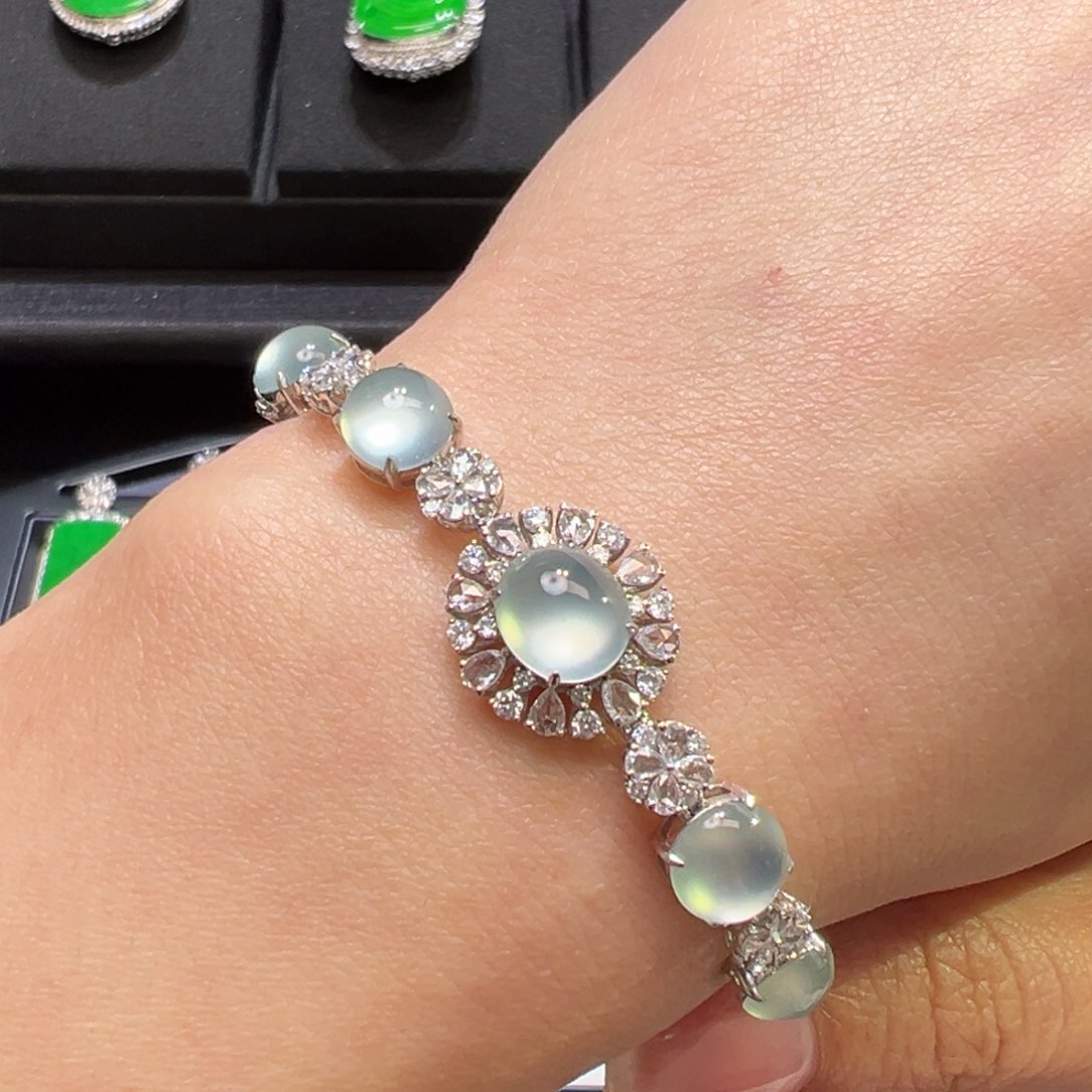 翡翠手链18K金镶嵌收到货48小时鉴赏期