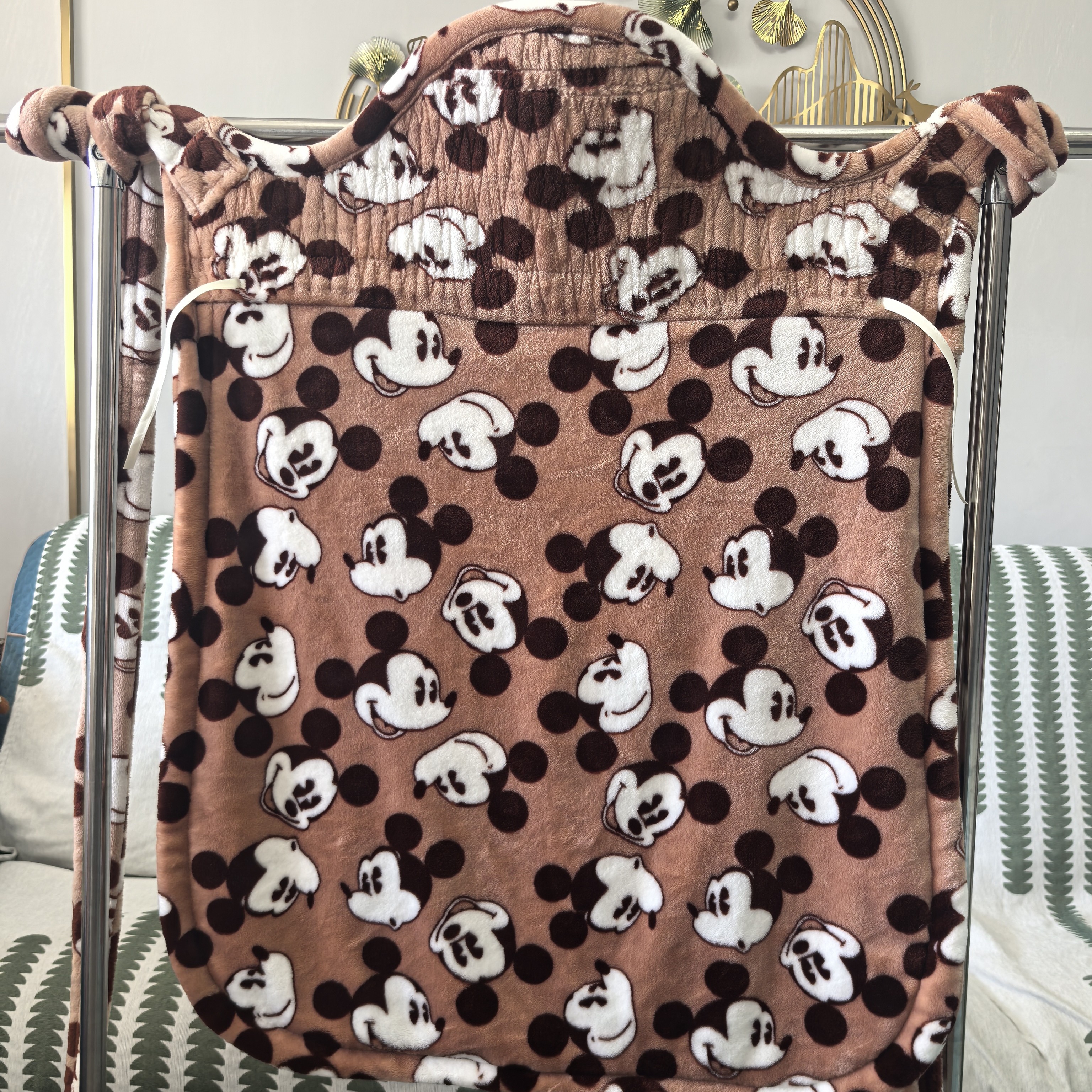 传统特色手工背带冬款0到3岁婴幼儿背带咖啡色米奇