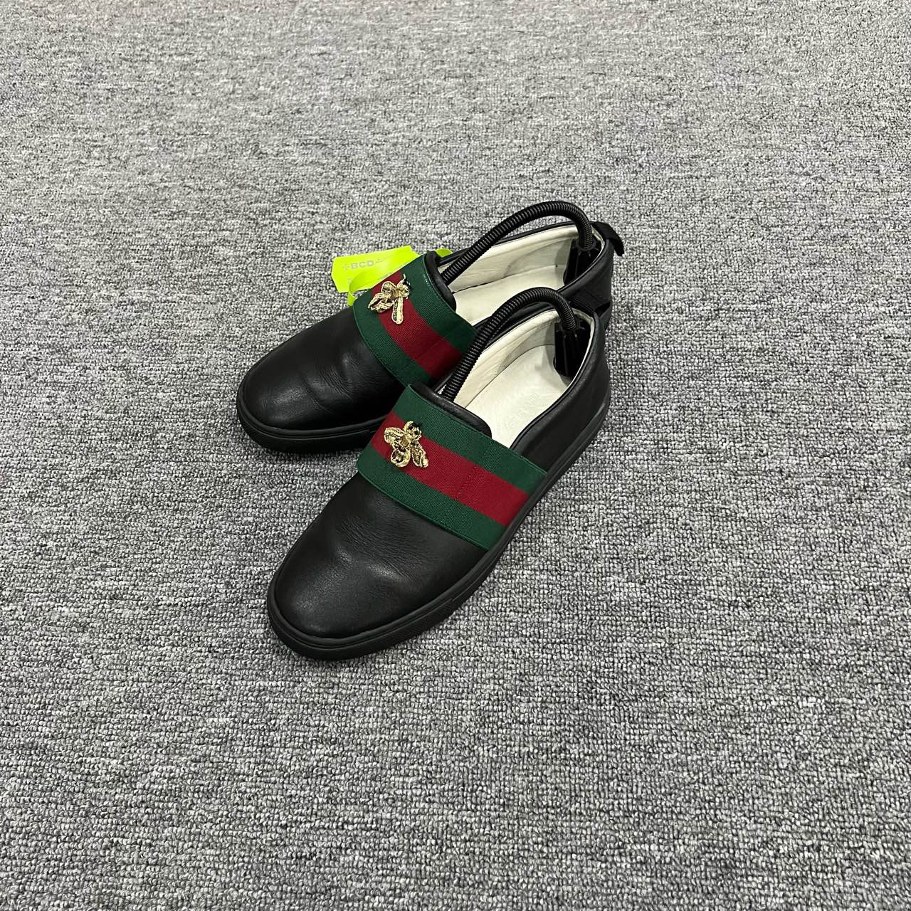 99新 GUCCI/古驰 黑色小蜜蜂一脚蹬板鞋 41.5码/95新/无配件