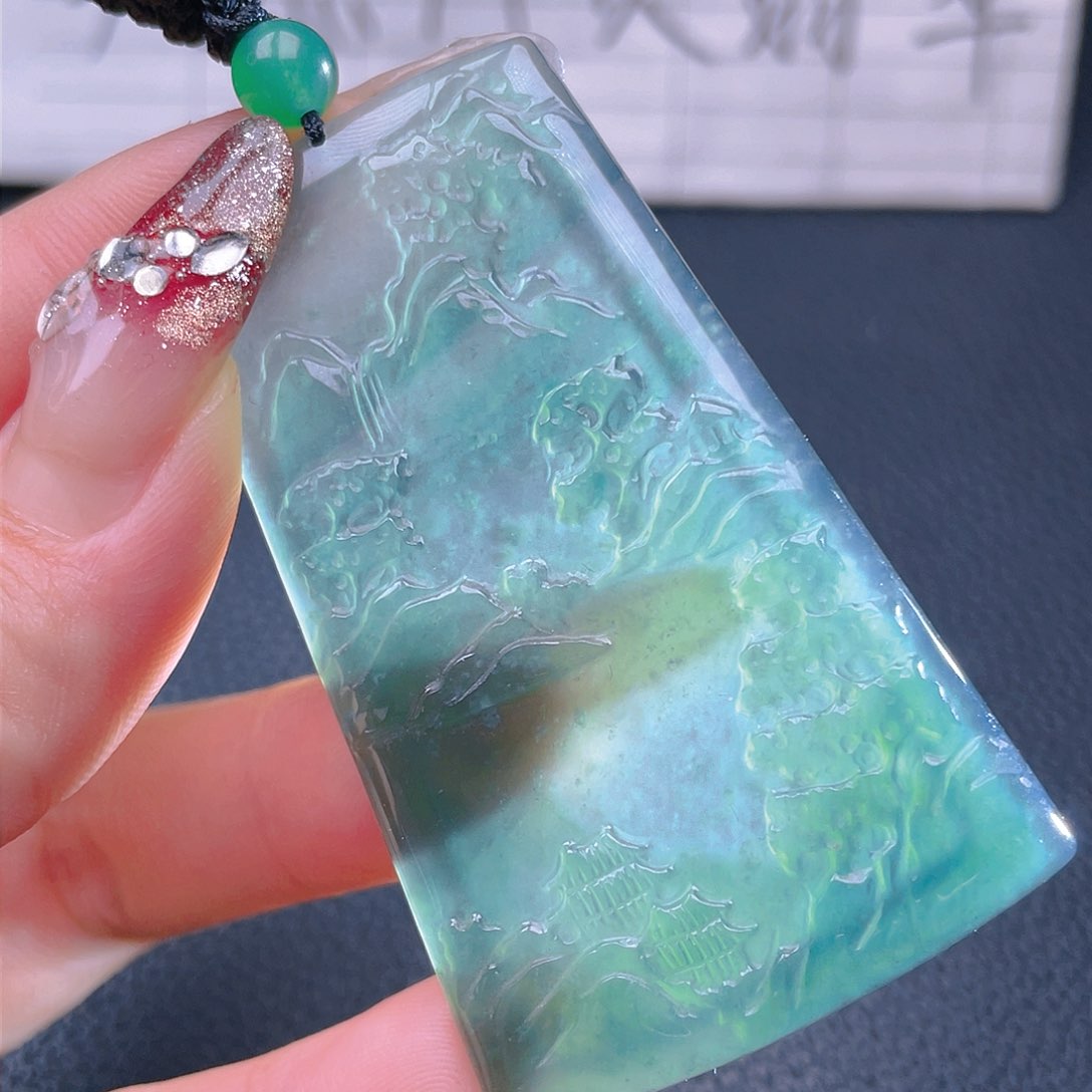 翡翠颈饰未镶嵌8888888888888