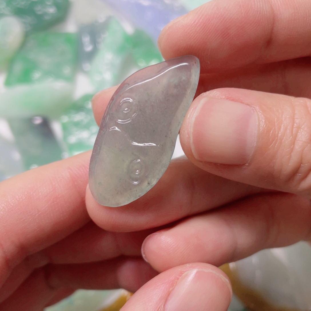 定制翡翠未镶嵌随行