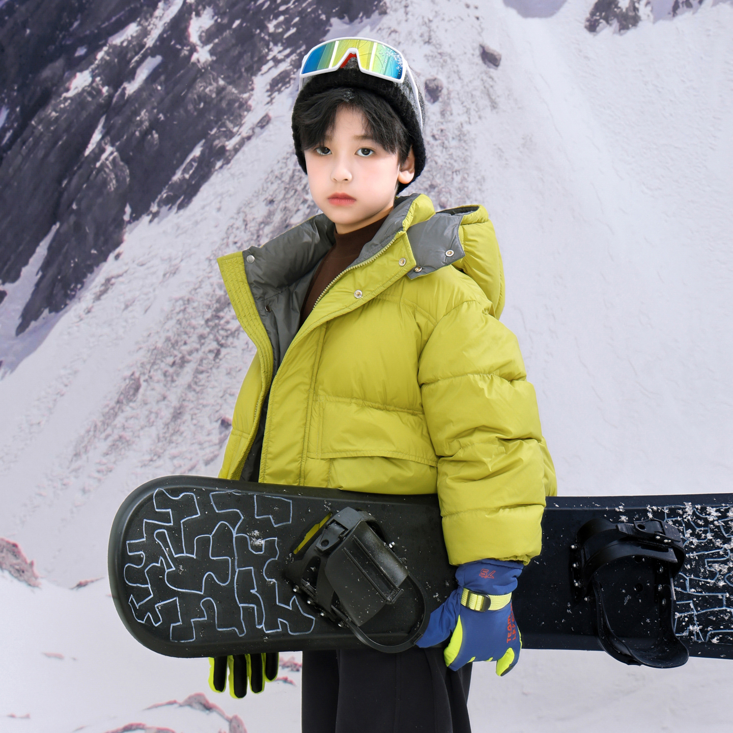 男童冬季户外滑雪羽绒服2025新款儿童男孩运动防寒外套
