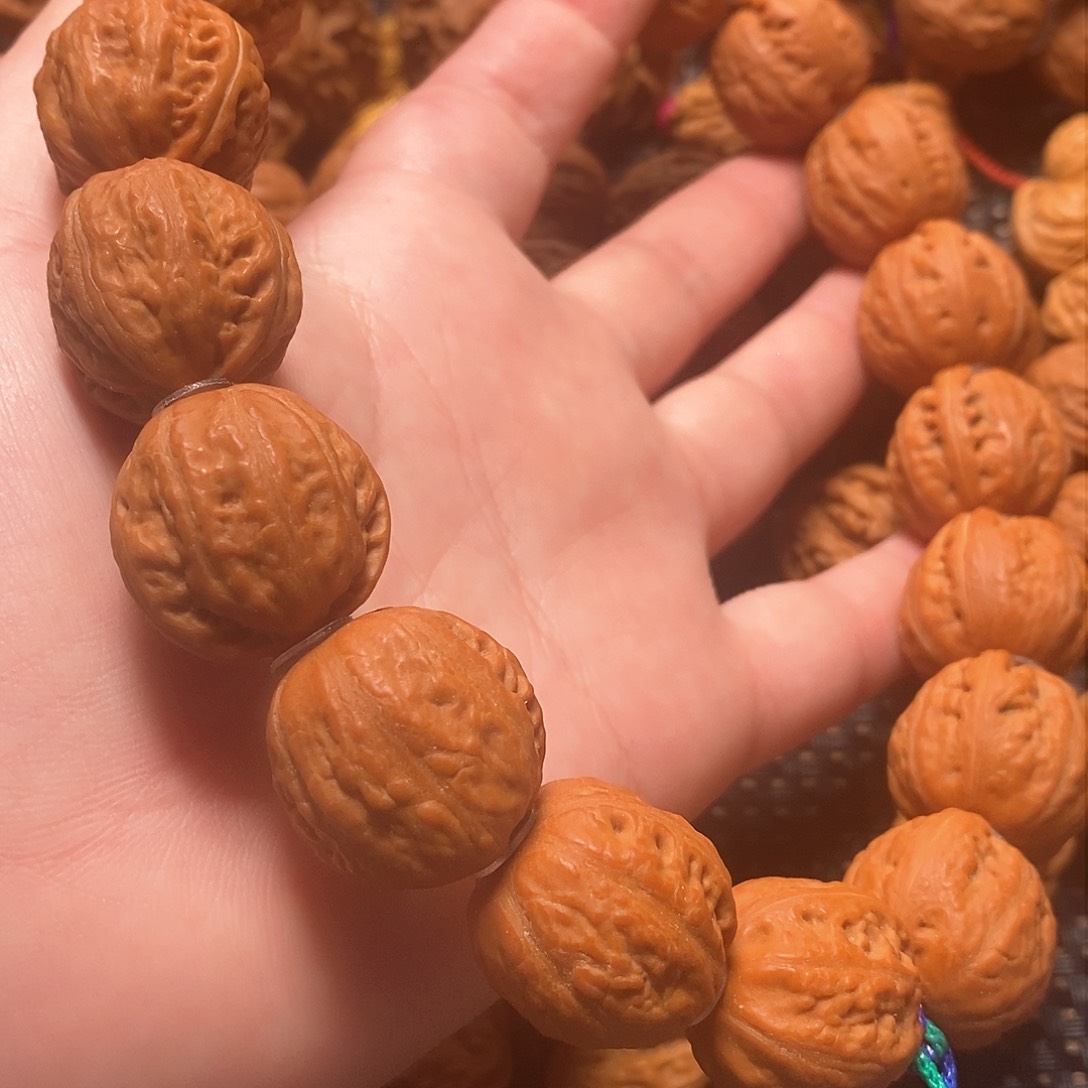 文玩核桃手串光头手持