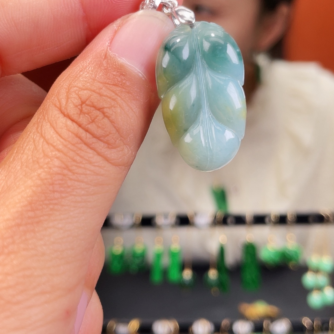 翡翠未镶嵌耳饰饰品