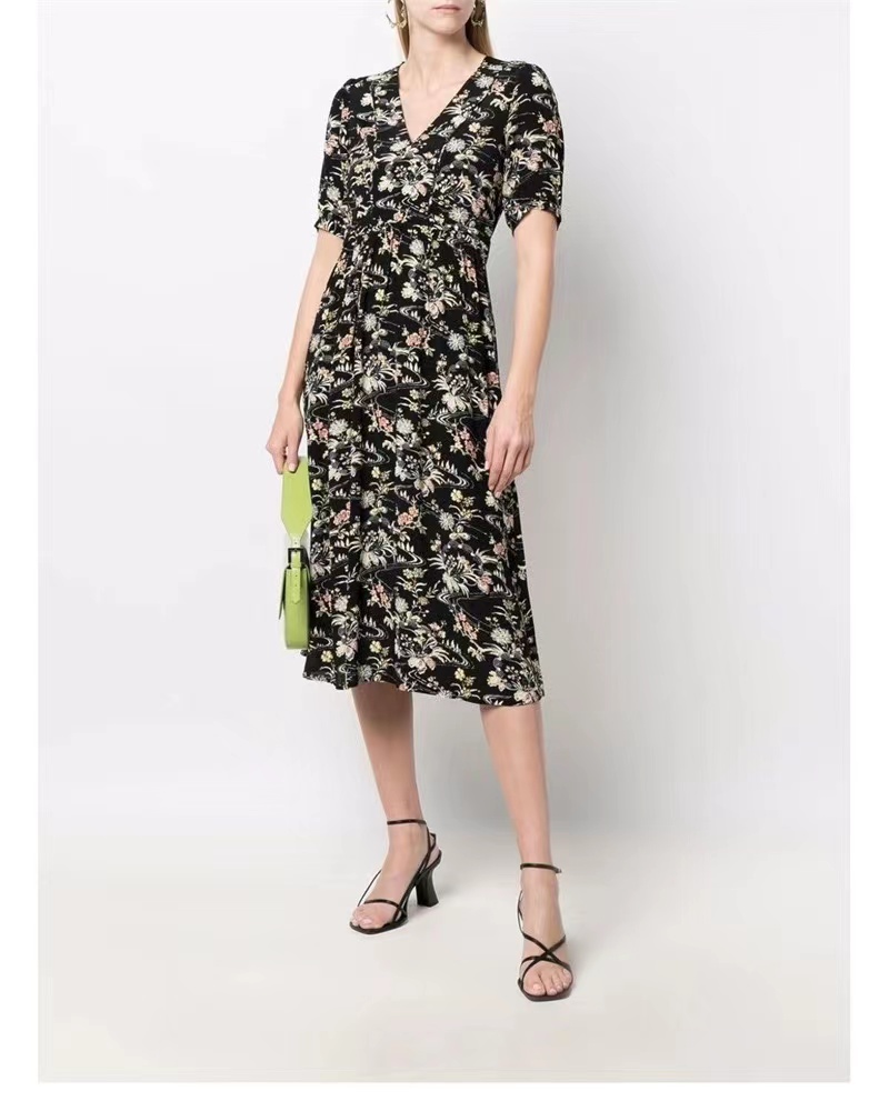 轻奢夏季女装复古法式碎花连衣裙时尚百搭气质长裙显瘦