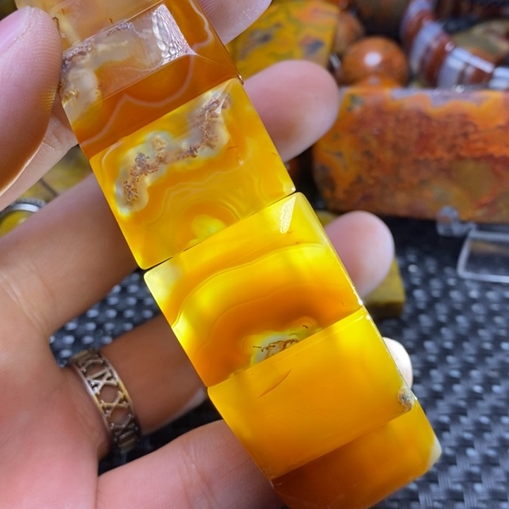 玛瑙/玉髓颈饰未镶嵌