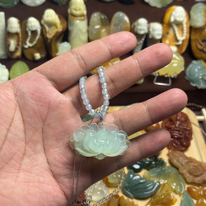 蛇纹石玉合金耳钉