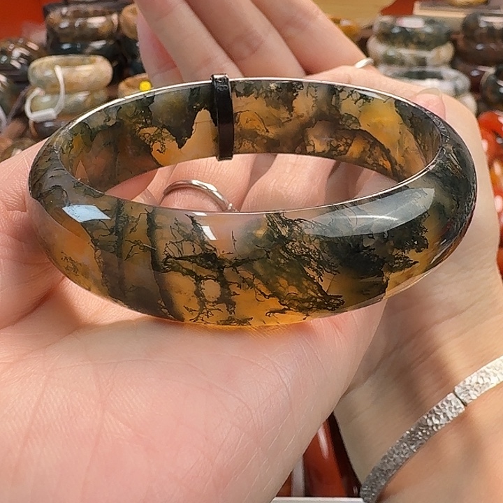 玛瑙/玉髓未镶嵌手镯