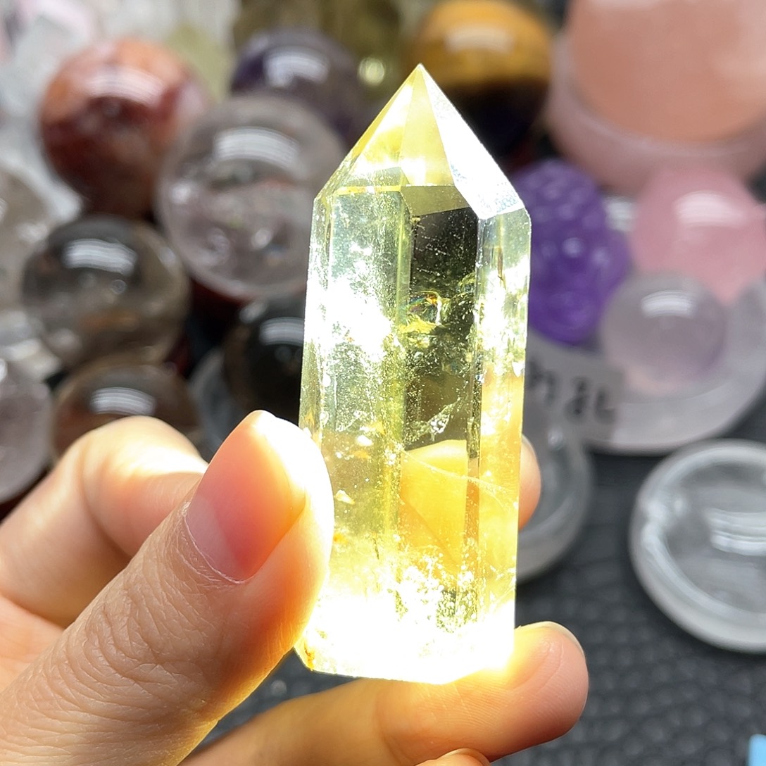 水晶未镶嵌珠宝半成品83黄水晶柱