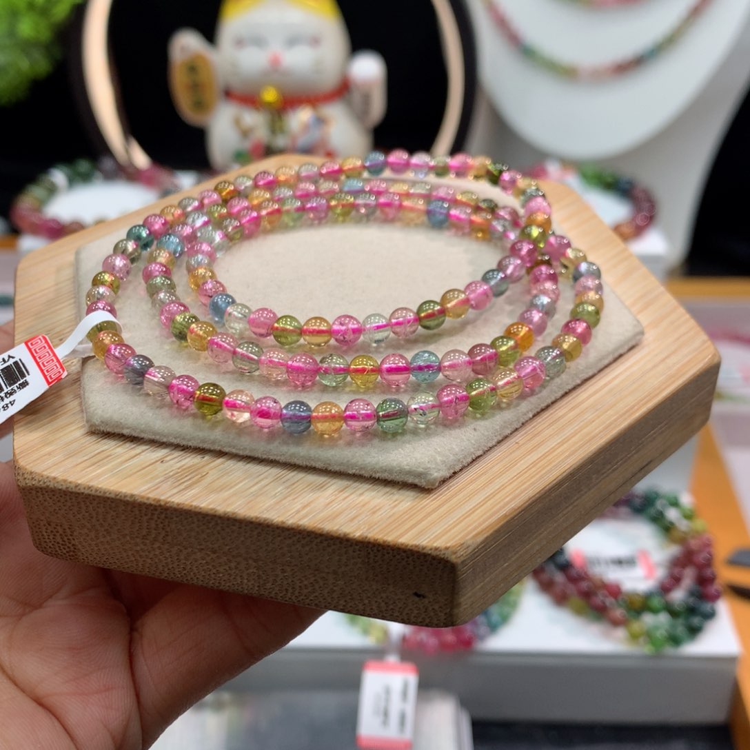 碧玺手链未镶嵌    4.4mm。