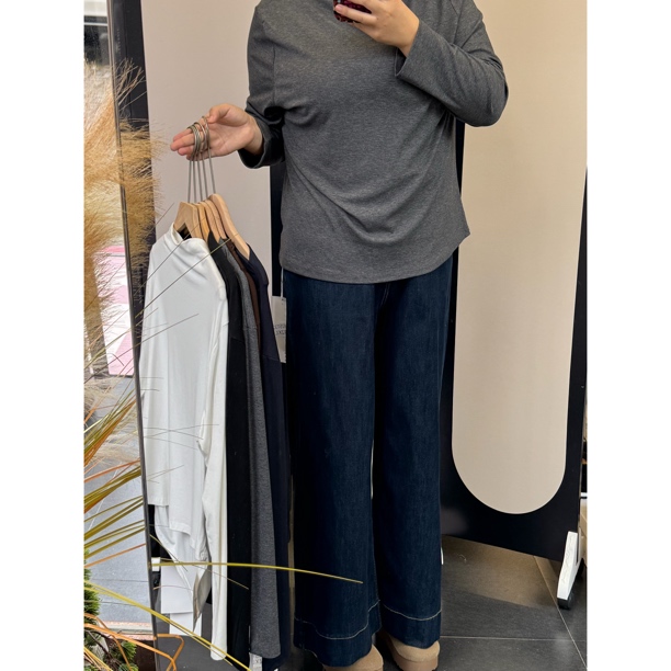 大码女装-半高领打底T恤（磨毛薄绒）