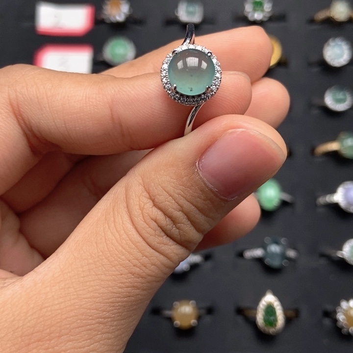 翡翠未镶嵌戒指戒指