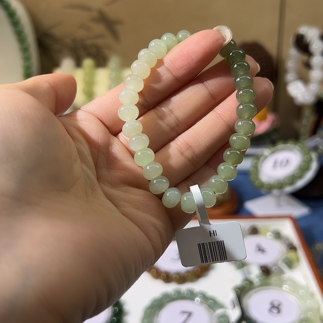 和田玉未镶嵌手串