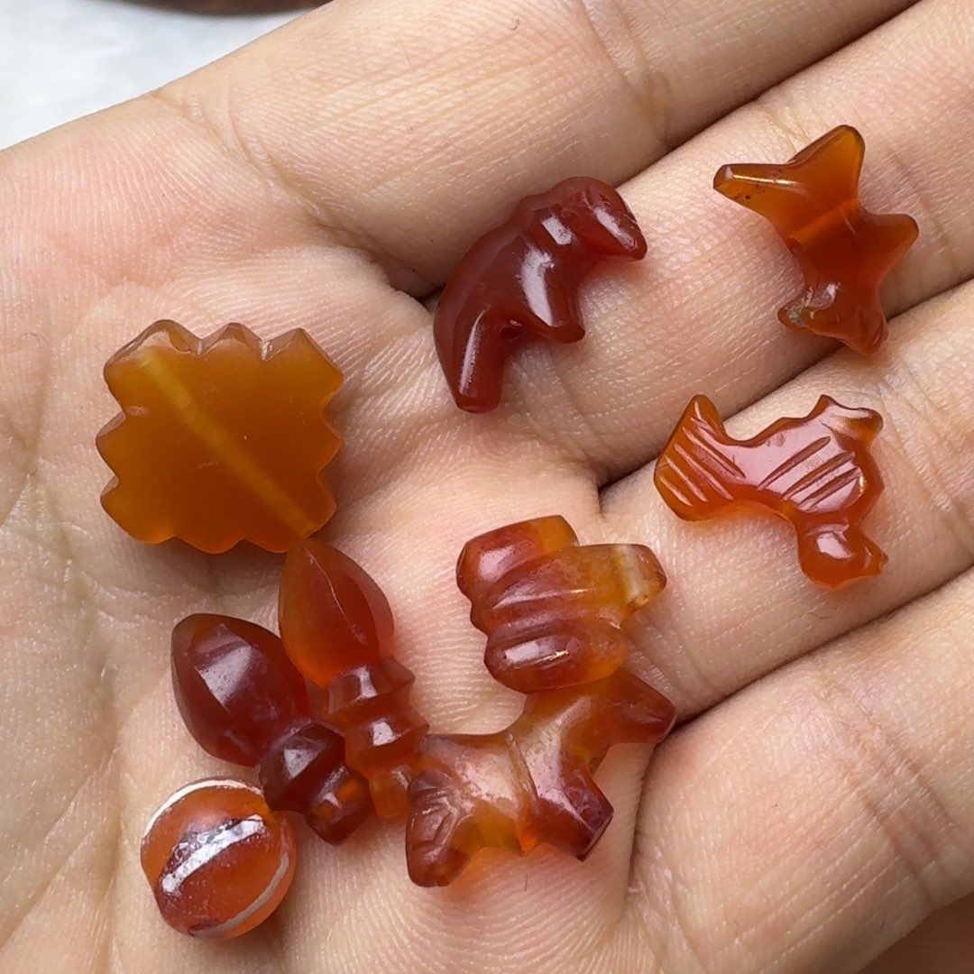 契***哥玛瑙/玉髓未镶嵌颈饰