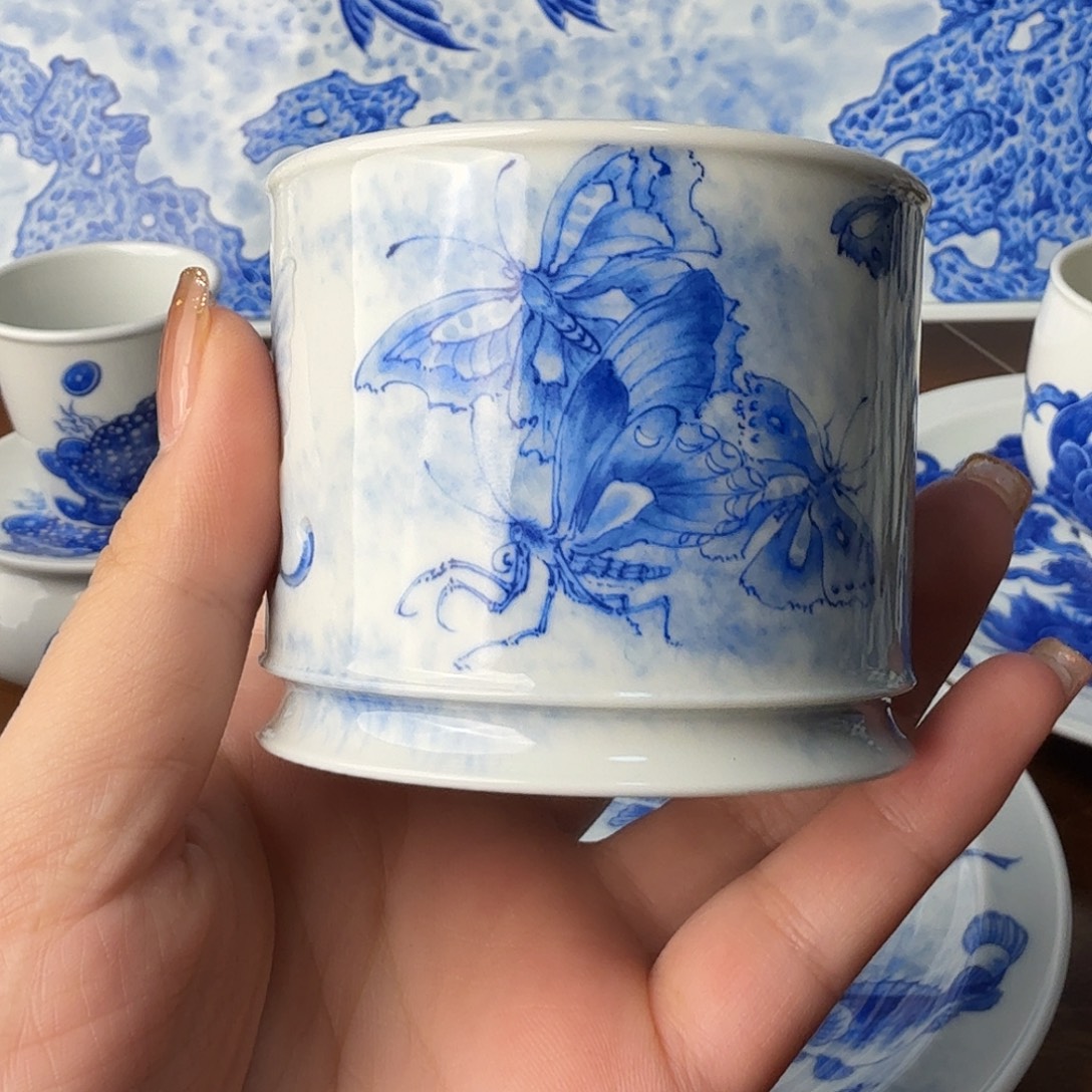 挺***哥盉木。 蝴蝶杯。     