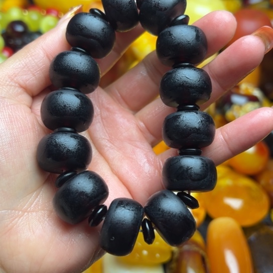 琥珀手串未镶嵌蜜蜡