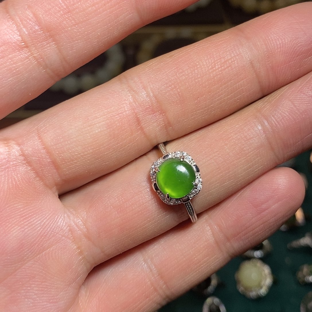 【闪购商品】银S925镶嵌戒指和田玉（碧玉）