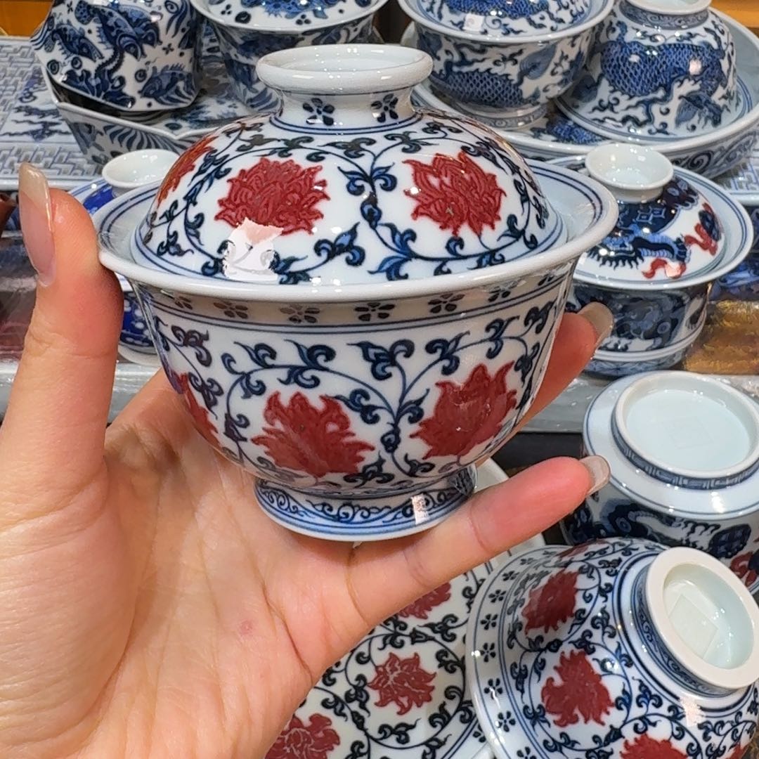 盖碗………………………………………………杯子