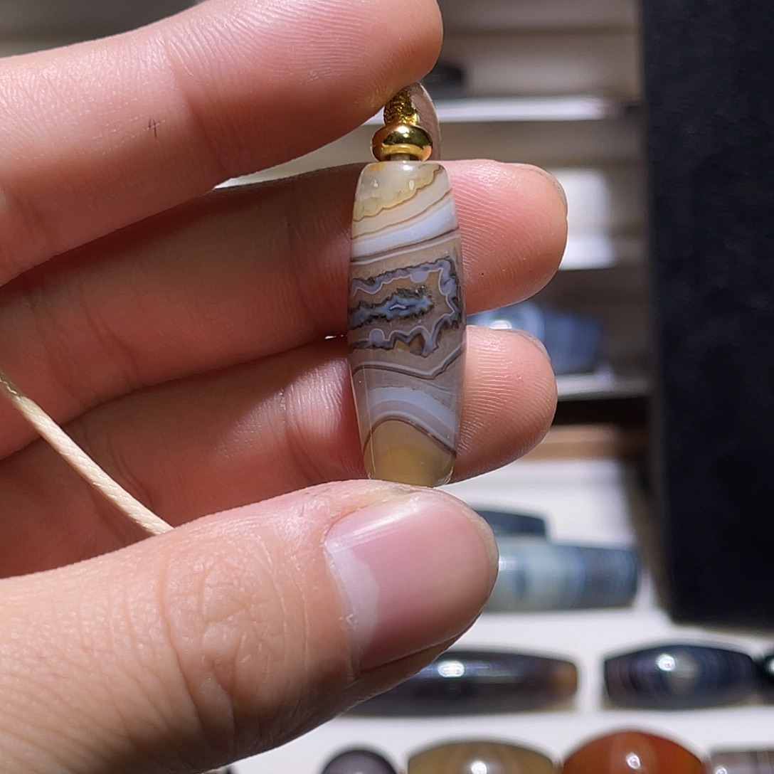 ****期玛瑙/玉髓合金珠宝奇石