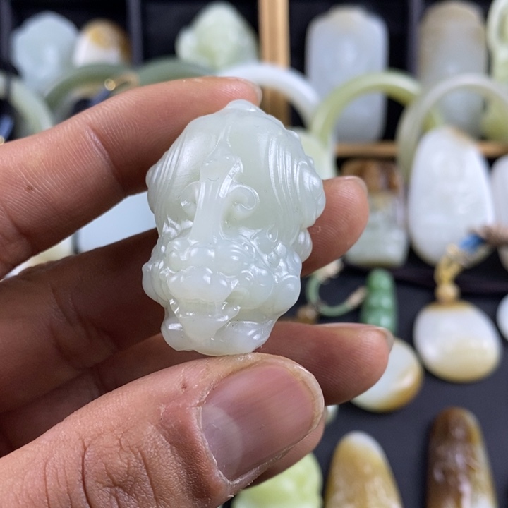 和田玉挂件未镶嵌