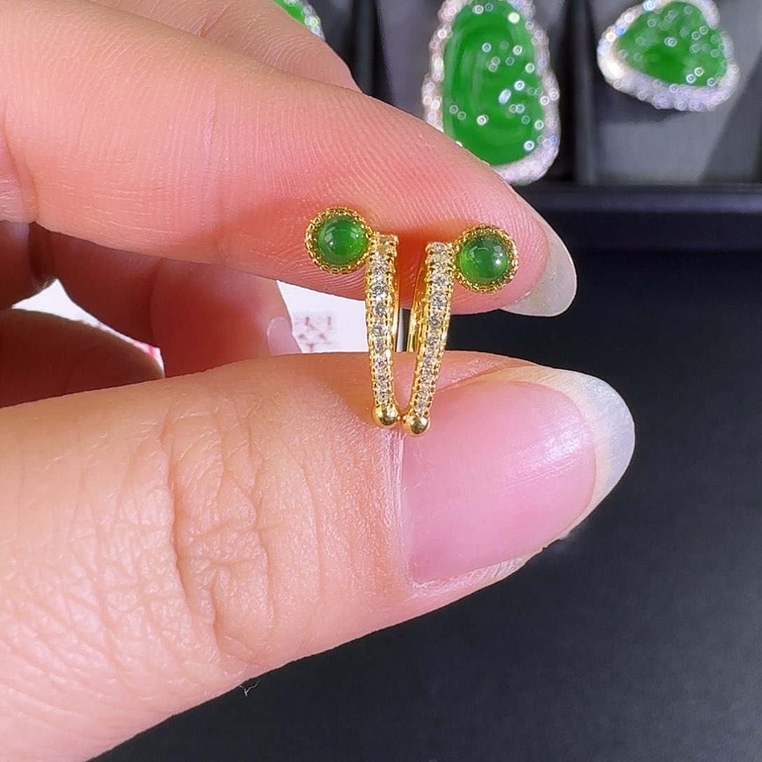 翡翠耳饰银S925镶嵌蛋面