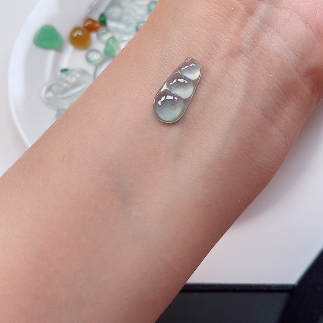 翡翠裸石纯天然A货缅甸翡翠