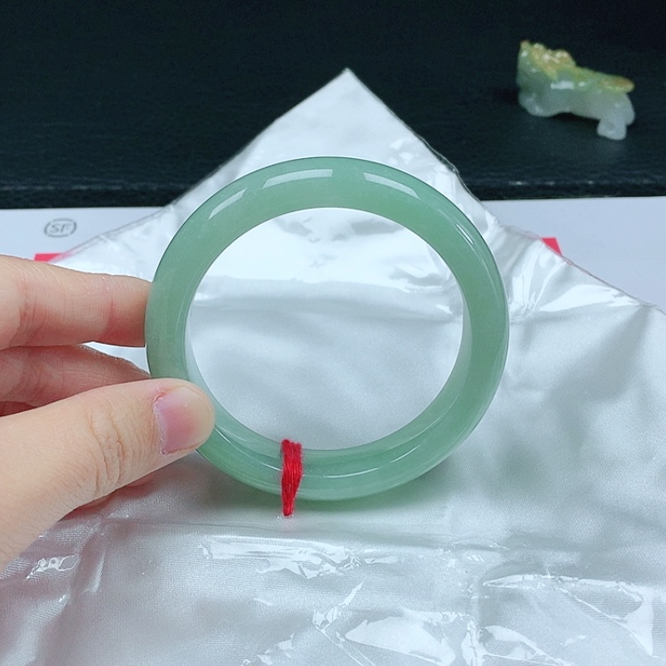【闪购商品】翡翠手镯未镶嵌天然翡翠手镯