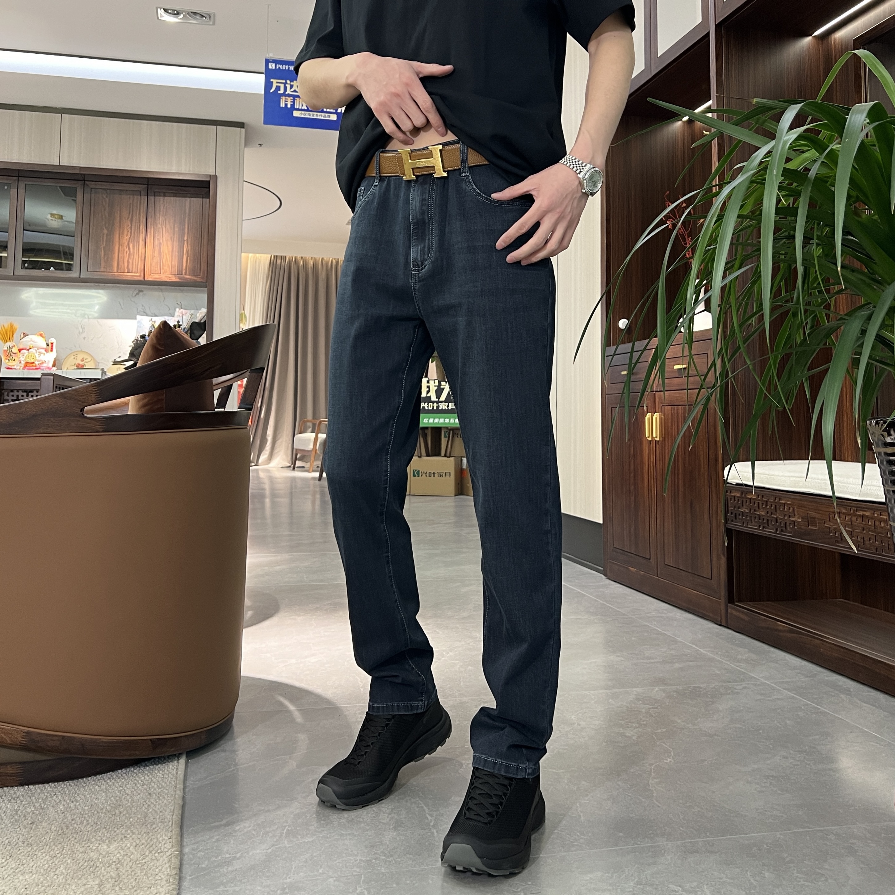 【三琻牛仔裤业】春秋加大款牛仔裤微弹高腰胖子牛仔时尚直筒百搭  