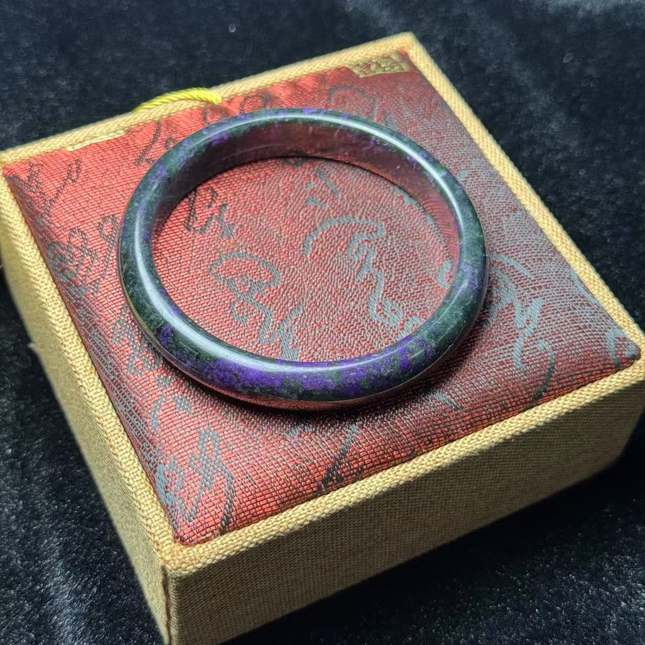 老油泥地丝绒紫手镯时尚-D2051