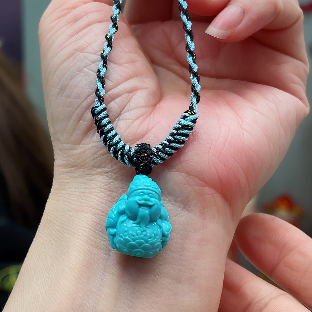 绿松石颈饰未镶嵌