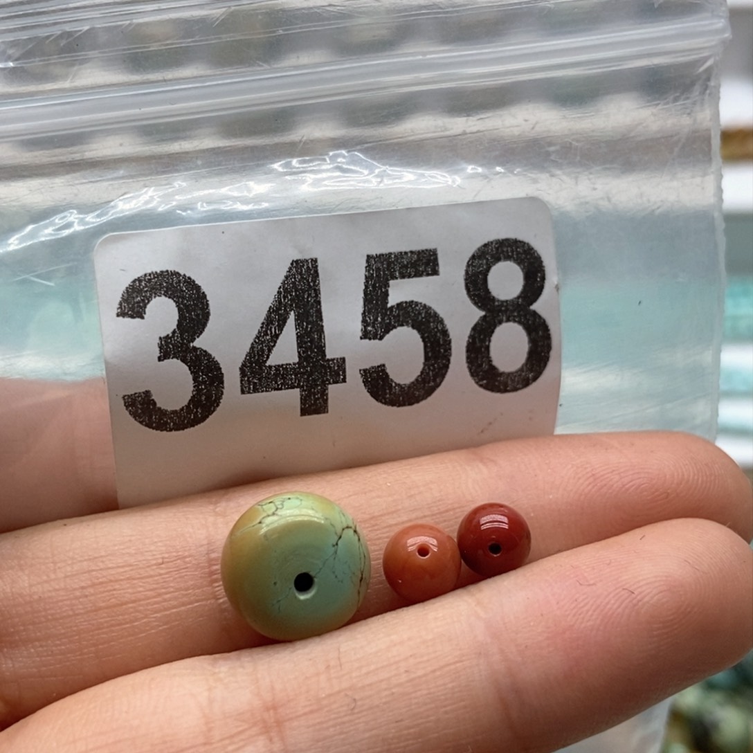 南红玛瑙颈饰未镶嵌