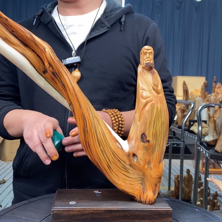 柏木（崖柏）随型摆件