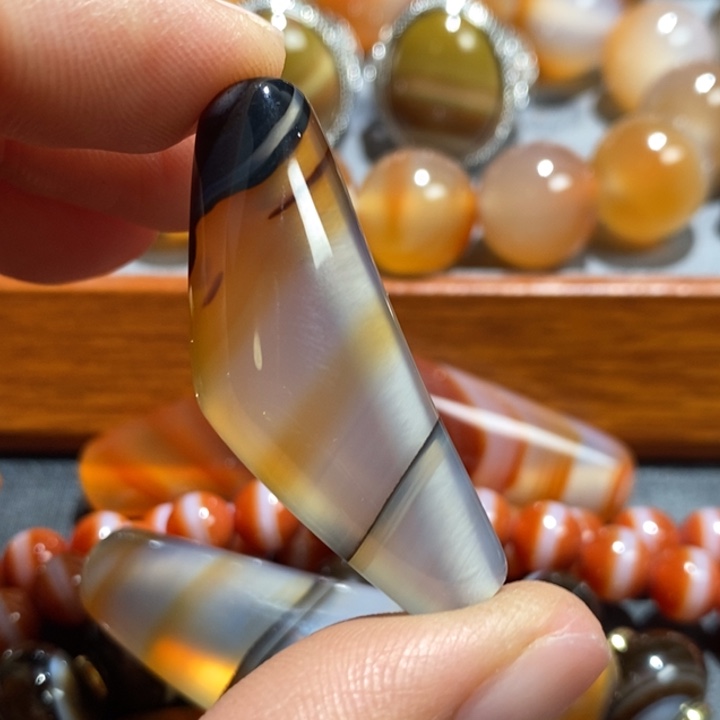 玛瑙/玉髓未镶嵌颈饰