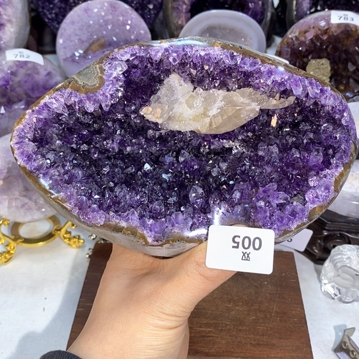 水晶大型摆件（非配饰）未镶嵌方解石