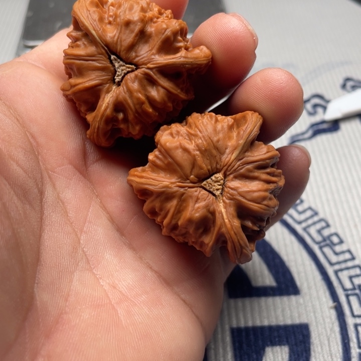 锦***吧吊坠文玩核桃三棱三棱三棱三棱