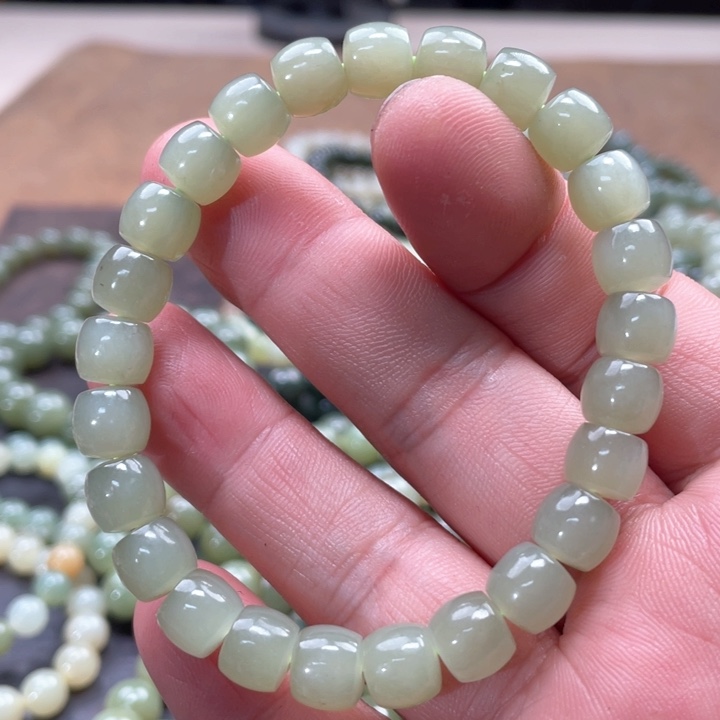 和田玉手链未镶嵌