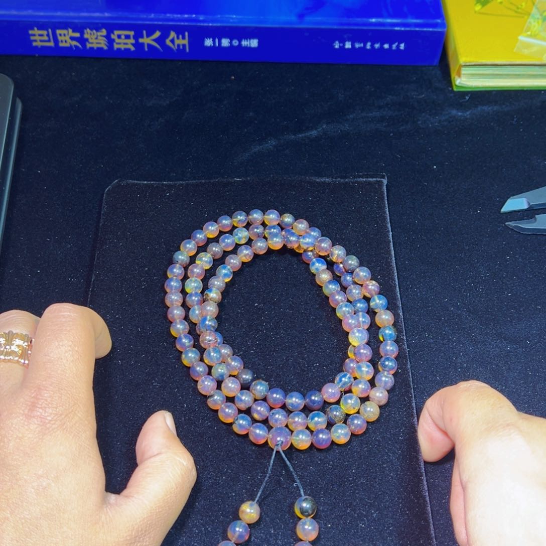 琥珀裸石未镶嵌琥珀