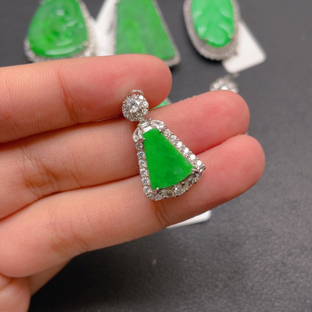 翡翠银S925镶嵌颈饰