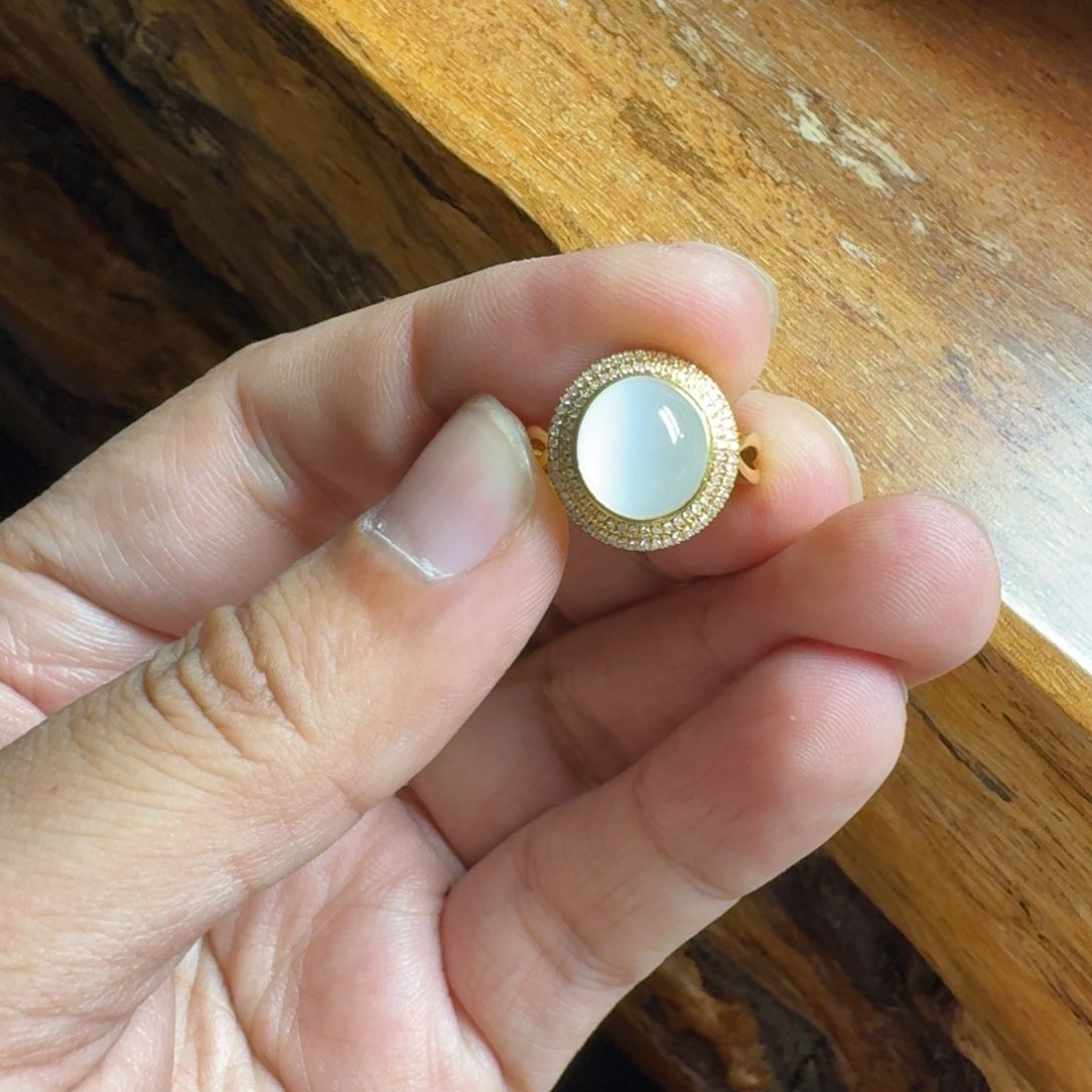 和田玉戒指18K金镶嵌白玉猫眼戒指