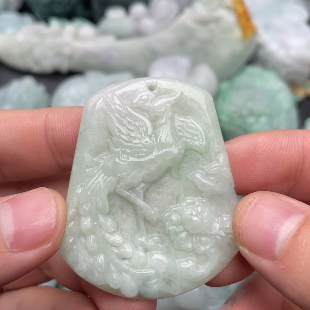 翡翠未镶嵌吊坠(不含链)