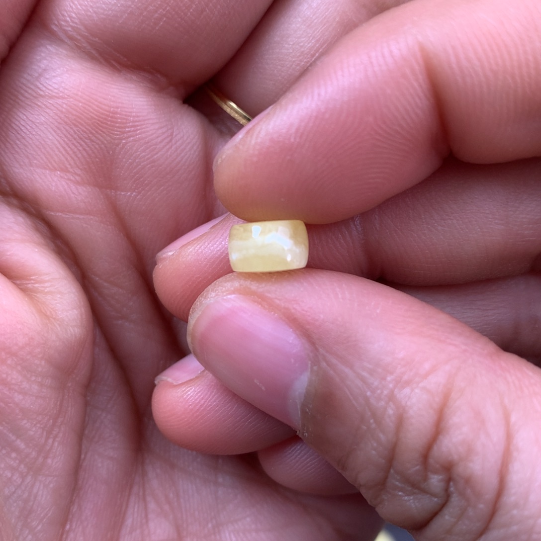 琥珀裸石未镶嵌麻**锅蜜蜡