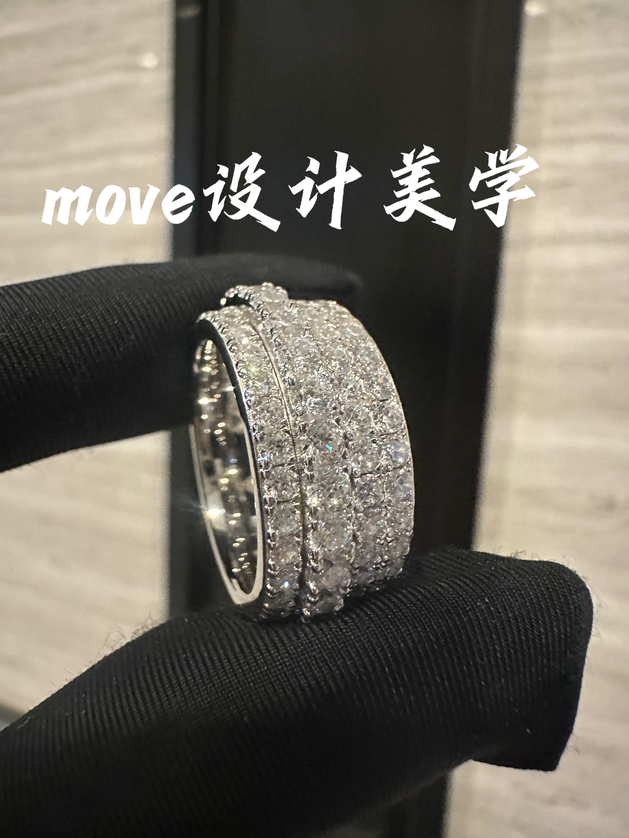 925银合成锆石戒指 【宽路路通】转动