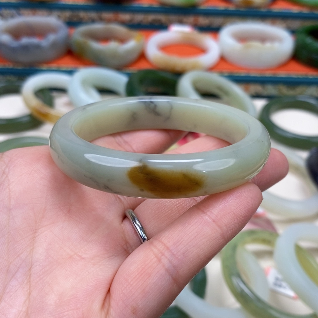 和田玉手镯53.9未镶嵌