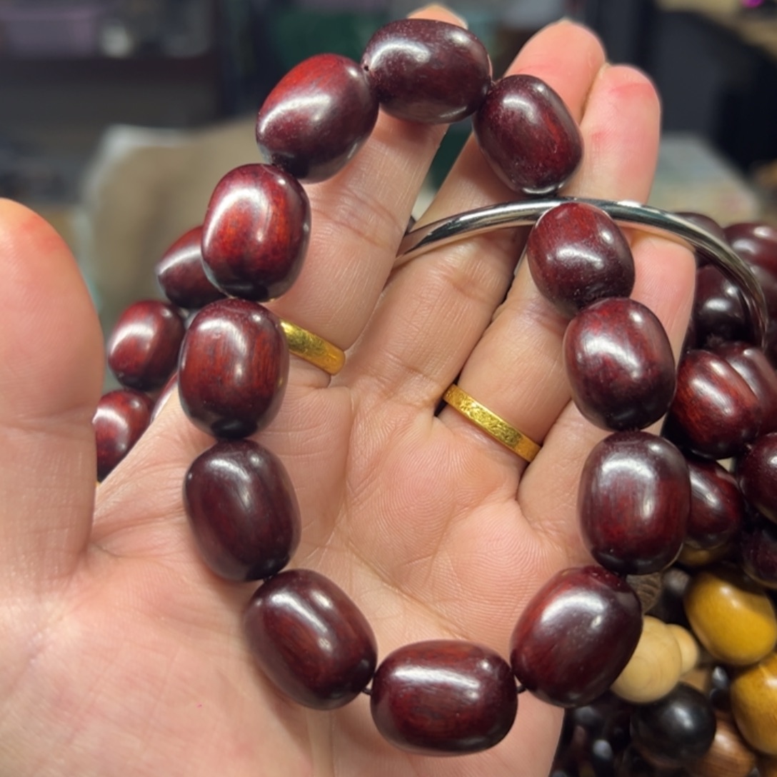 维腊木（绿檀）无事牌