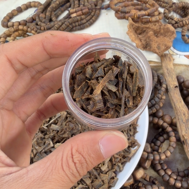 沉香沉香碎屑10克沉水碎料多样性发一