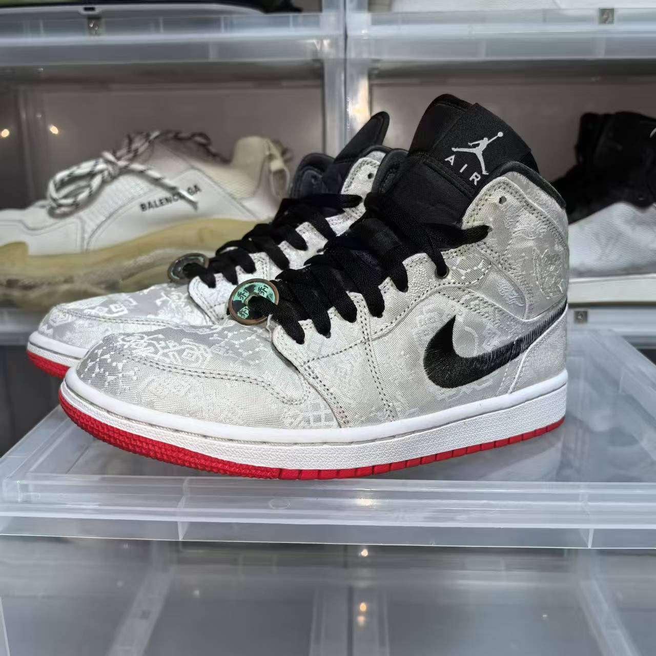 90新 NIKE/耐克 Nike AJ1白丝绸/40.5码/9新/公2789