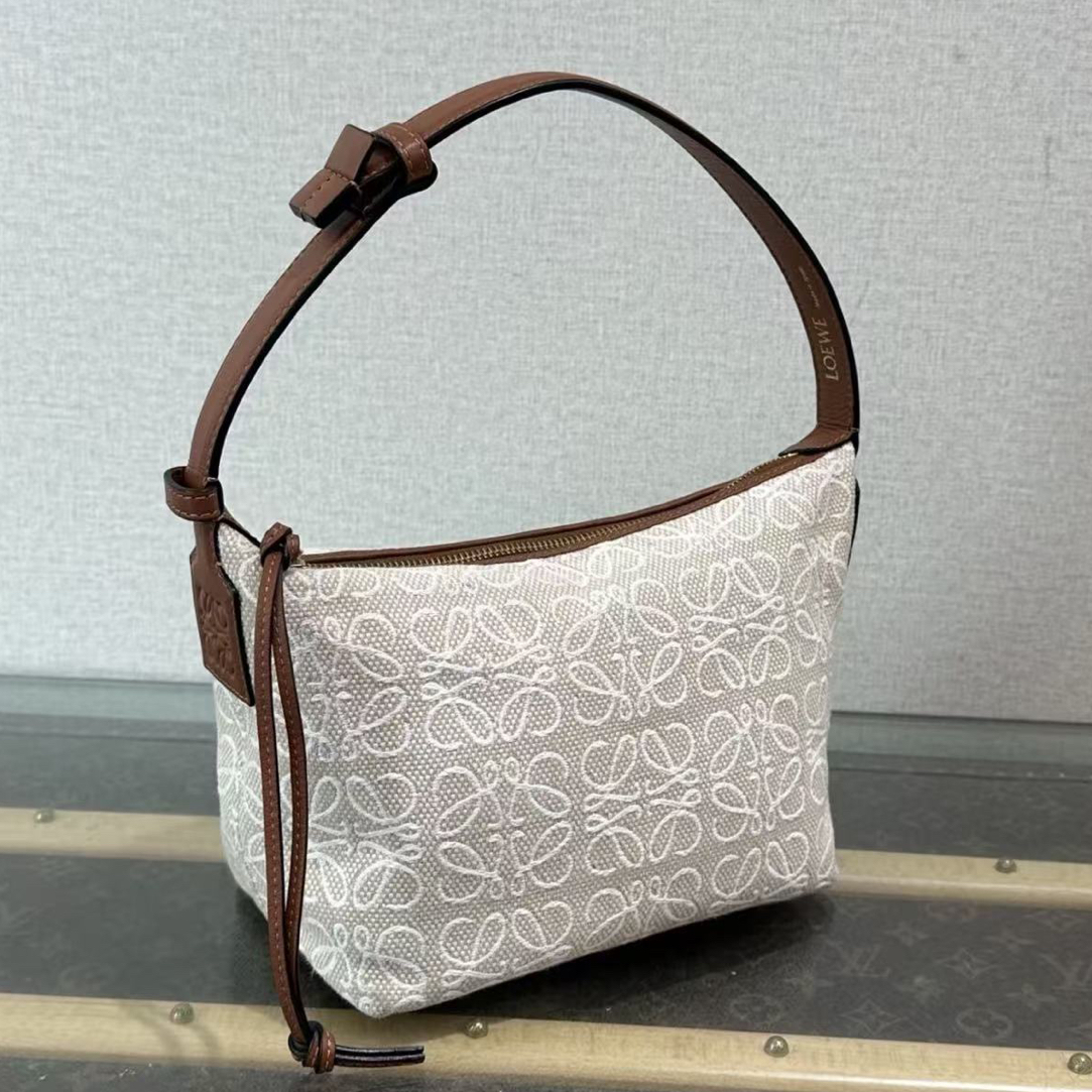 95新 LOEWE/罗意威 罗意威/手提包/3022